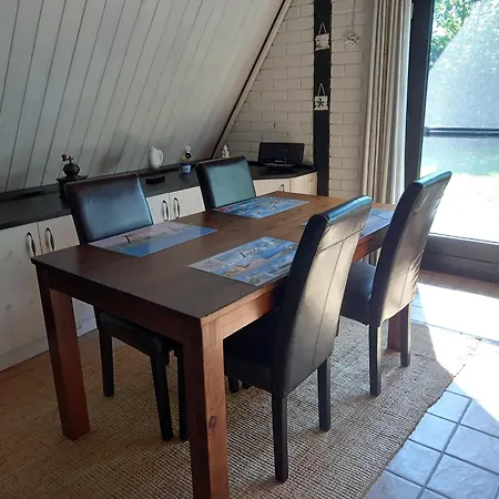 Holiday home Sylvia Burhave